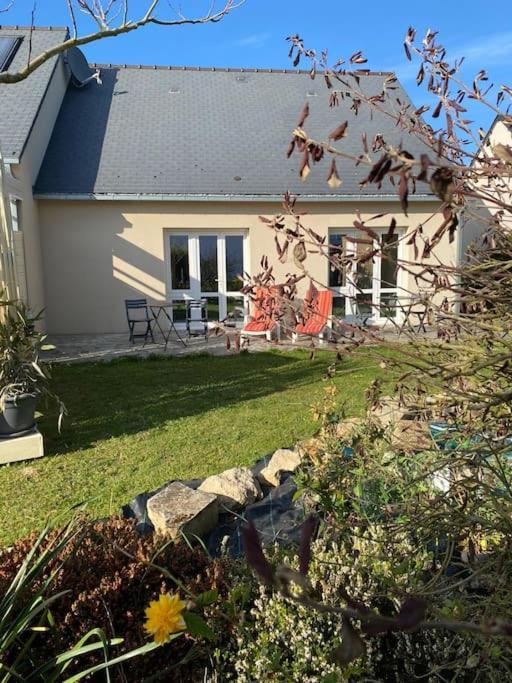 Dans Une Maison Familiale Avec Jardin A 800M De La Plage Bréville-sur-Mer 외부 사진